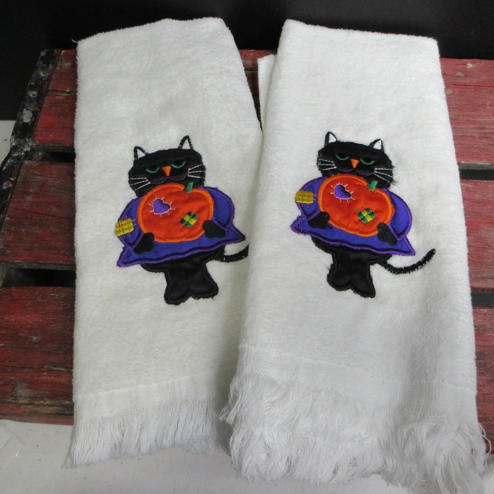 Emil HoudaK Halloween Black Cat Pumpkin Embroidered Hand Towels Set of 2 White
